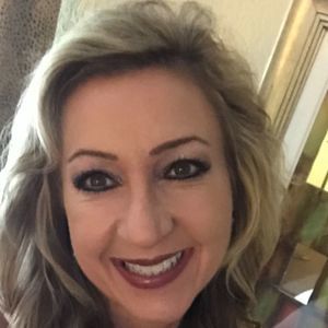 Meet your Posher, Suzanne